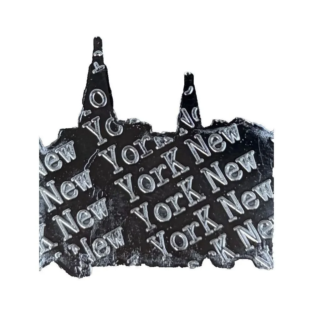 New York Big Apple Skyline Metal Key Chain/Bottle Opener New